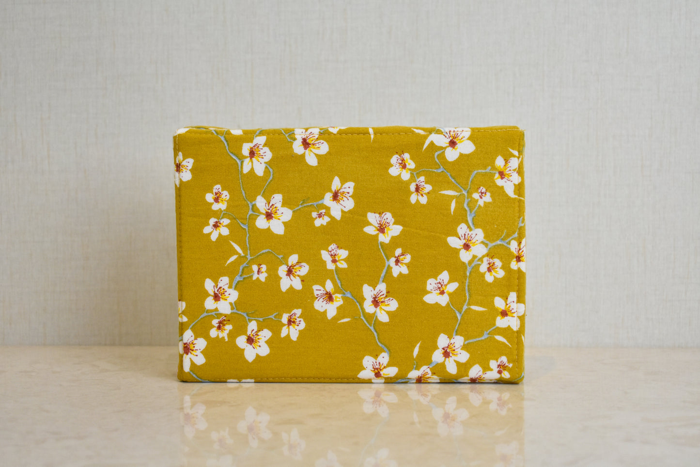 Amandier - Mustard ( Cordinated tray of 6 Napkins )