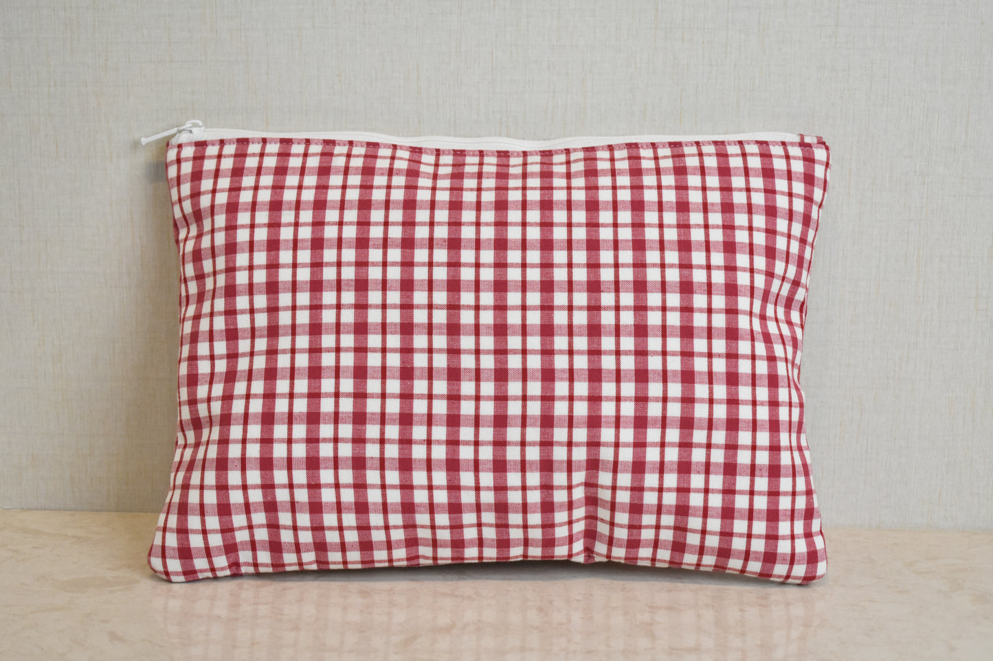 Vintage Charm - Crimson